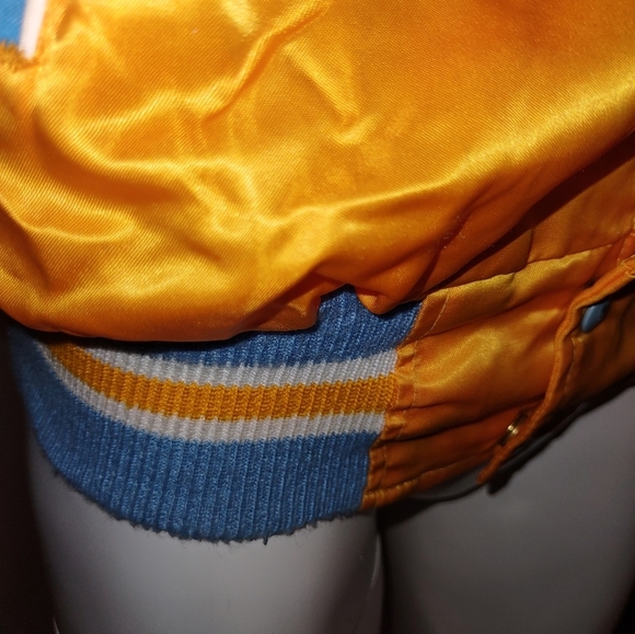 VINTAGE 80s bomber jacket - Picture 3 of 10